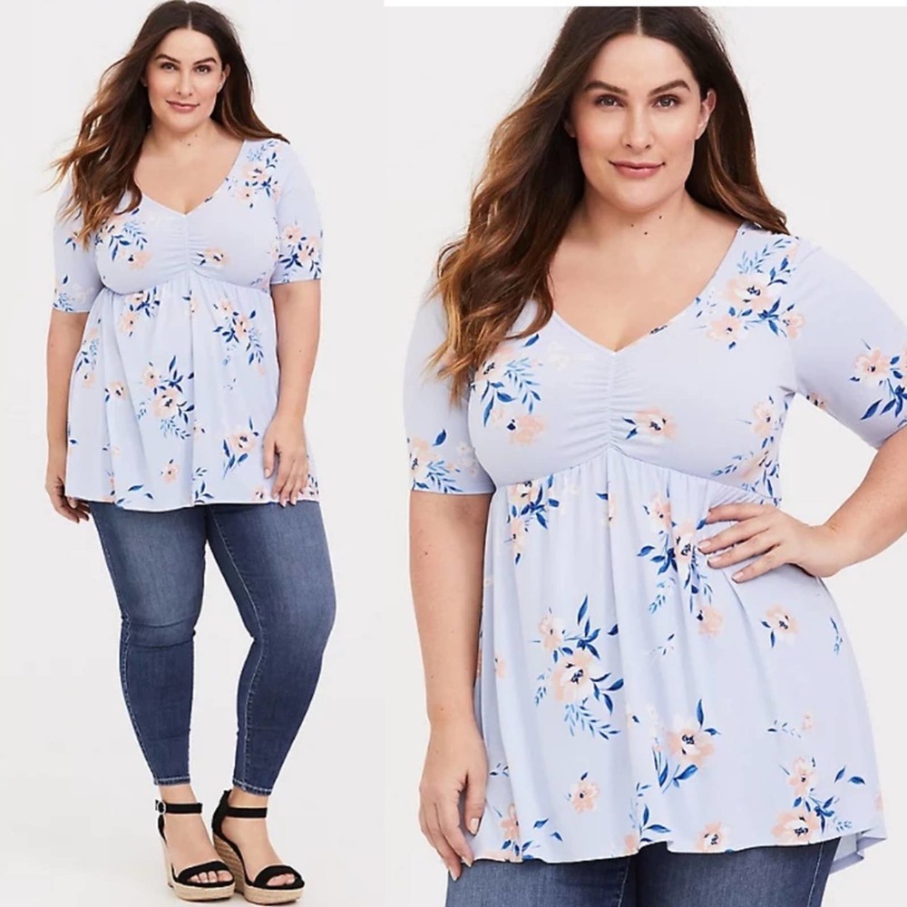 Torrid Studio Knit V-Neck Ruched Front Babydoll Tee Womens Large